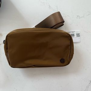 Lululemon Everywhere Belt Bag